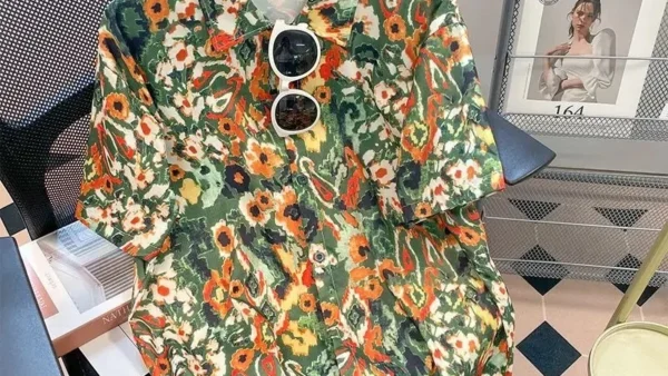 รีวิวเสื้อฮาวาย เสื้อสงกรานต์ 2024 ลายสวยสะดุดตา ผ้าดีใส่สบายสู้แดดเมืองไทย